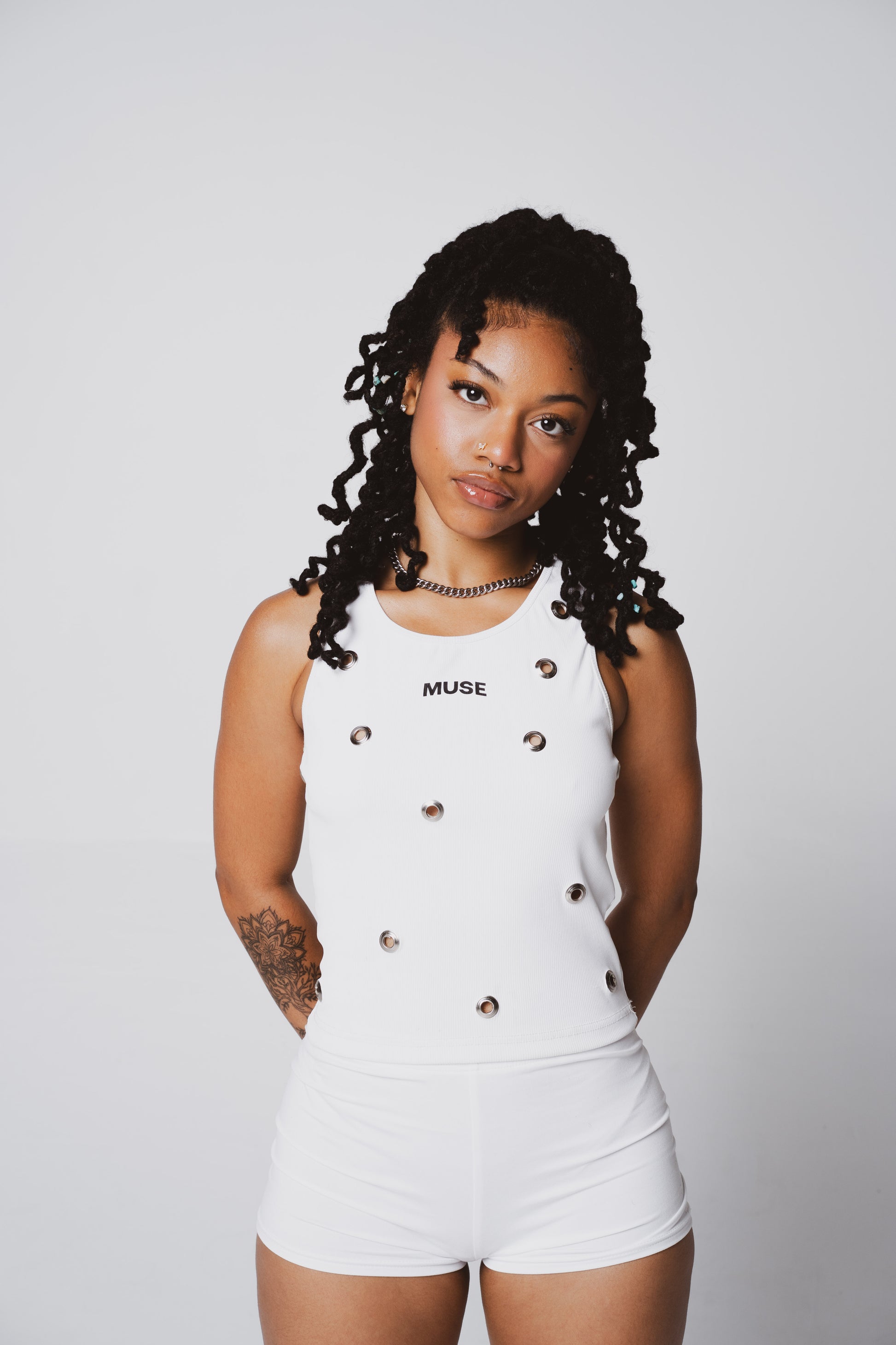 EVERYDAY MUSE TEE *WHITE*